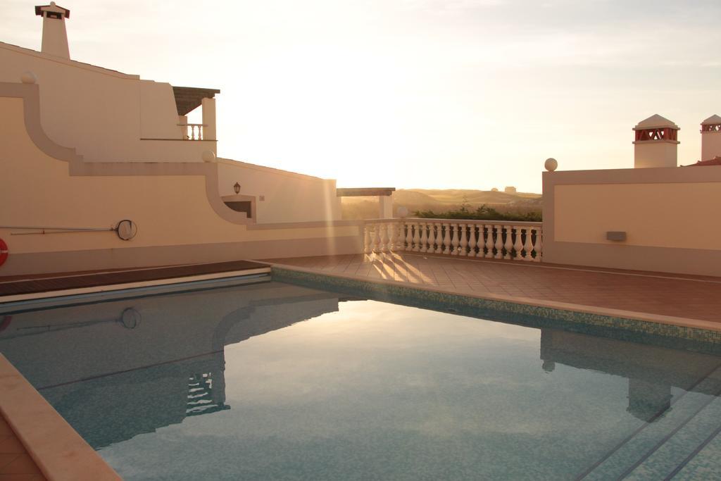Maravilhoso T2 Vila Da Praia Amoreira  Extérieur photo